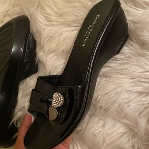 Black new Henry Ferrera sandal